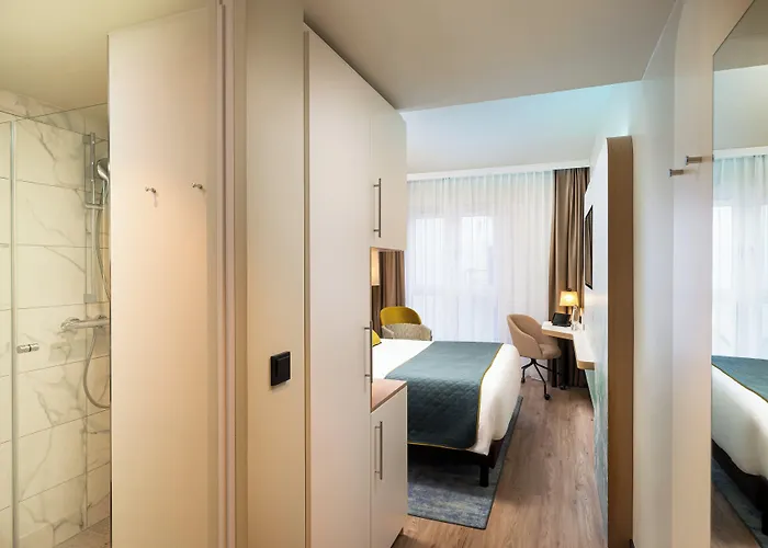 Hotel Leonardo Altona 4*